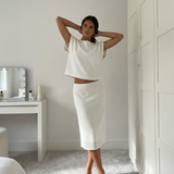 Structured Shoulder Knit Top – Elegant Relaxed Fit Tee