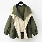 Elegant jacket with protection against bad weather and wind