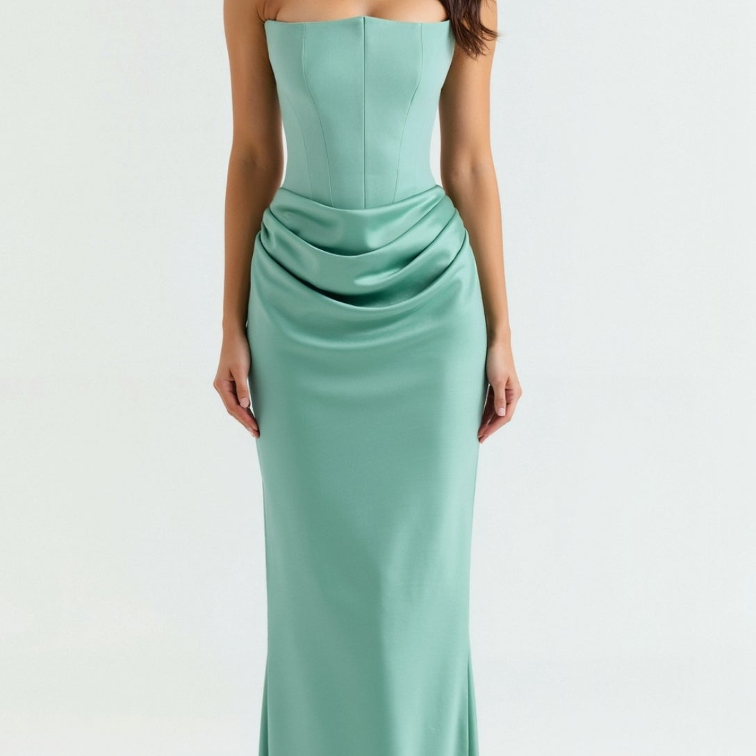 Strapless Bodycon Maxi Dress with Sleek Silhouette