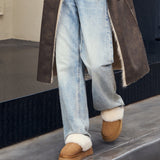 Plush Fleece Lined Slip-On Slippers for Cosy Indoor Comfort