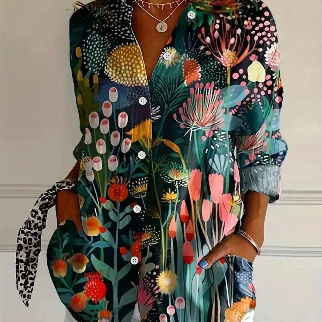 Amysaint | Blouse with Colourful Print