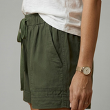 Women’s Shorts with Drawstring Waist and Relaxed Fit