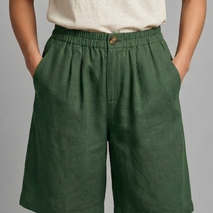 Women’s Shorts with Elastic Waistband and Side Pockets