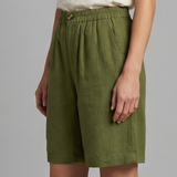 Women’s Shorts with Elastic Waistband and Side Pockets