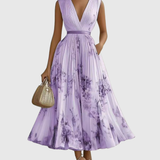 Women's Floral Plissé Midi Dress - V-Neck and Pleated Detail