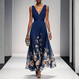 Women's Floral Print V-Neck Maxi Dress - Textured Ruched Bodice