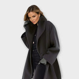 Elegant wool coat for autumn and winter
