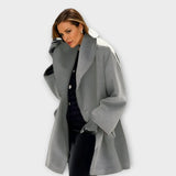 Elegant wool coat for autumn and winter